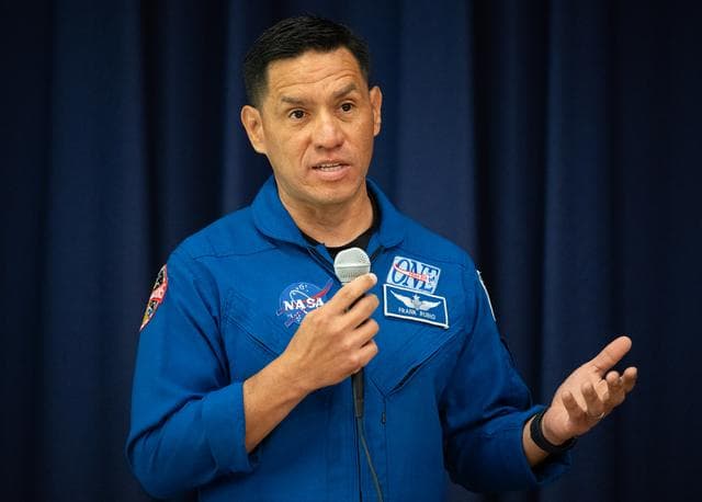 NASA image: Expediton 69 Postflight Visit to Rolling Terrace Elementary Scho