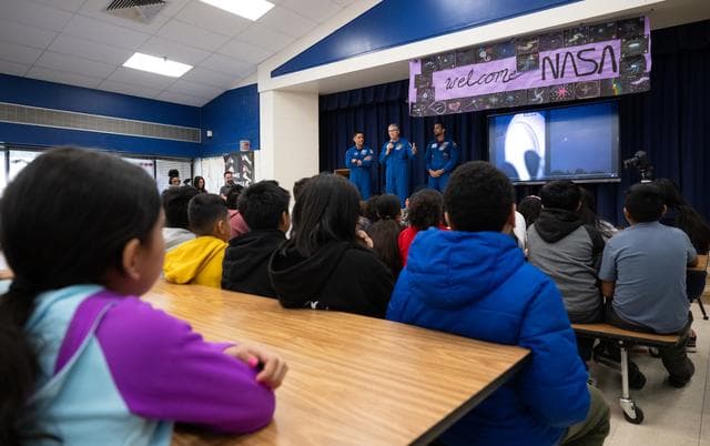 NASA image: Expediton 69 Postflight Visit to Rolling Terrace Elementary Scho