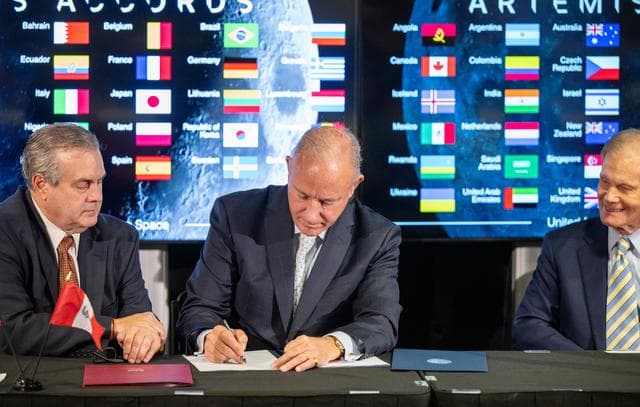 NASA image: Peru Artemis Accords Signing