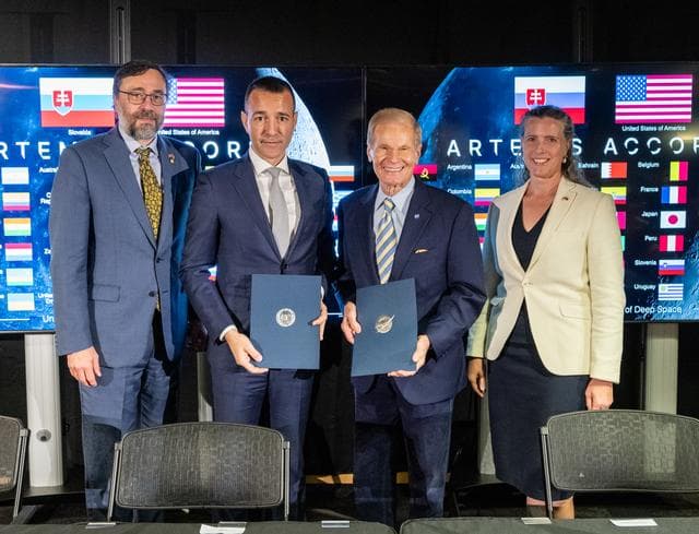 NASA image: Slovakia Artemis Accords Signing