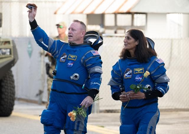 NASA image: NASA’s Boeing Crew Flight Test Walkout