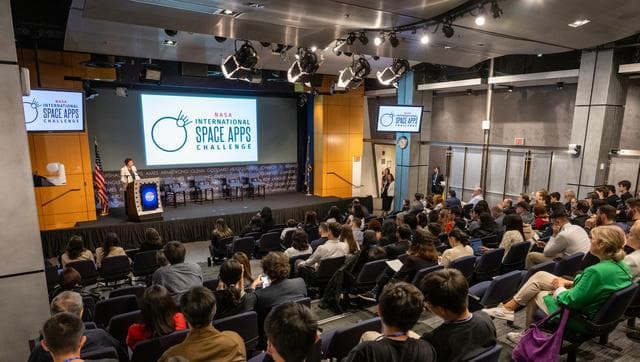 NASA image: NASA Space Apps Challenge Winners Gathering
