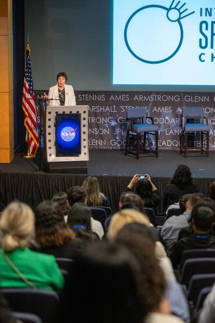 NASA image: NASA Space Apps Challenge Winners Gathering
