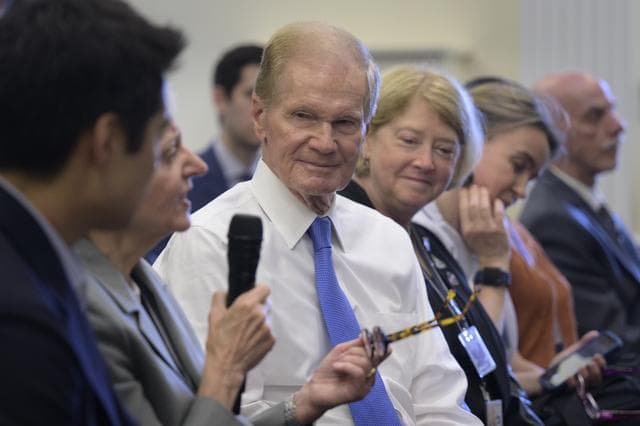 Artemis II Crew White House Staff Briefing