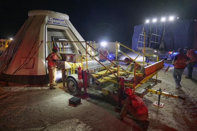NASA image: Boeing  Crew Flight Test Landing Mission Dress Rehearsal