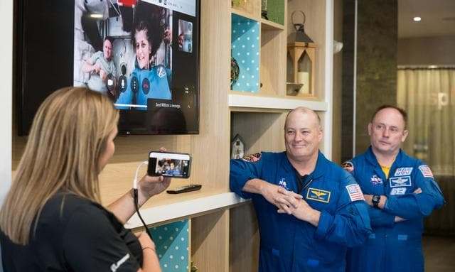 NASA image: NASA Astronauts Meet with NASA’s Boeing CFT Landing Team