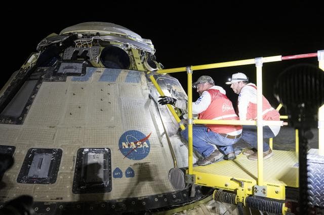 NASA image: NASA’s Boeing Crew Flight Test Landing