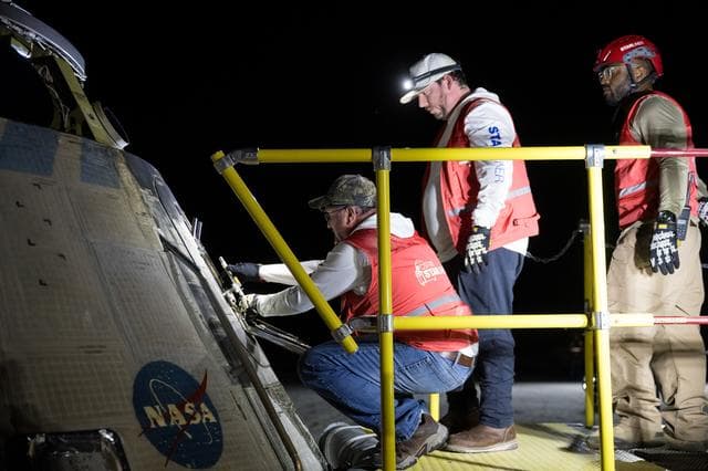 NASA image: NASA’s Boeing Crew Flight Test Landing