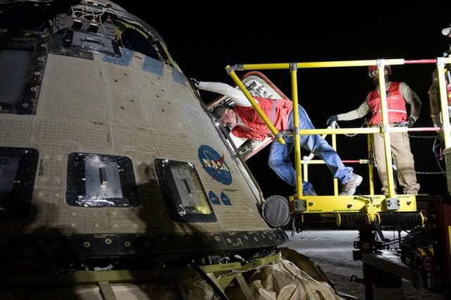 NASA image: NASA’s Boeing Crew Flight Test Landing
