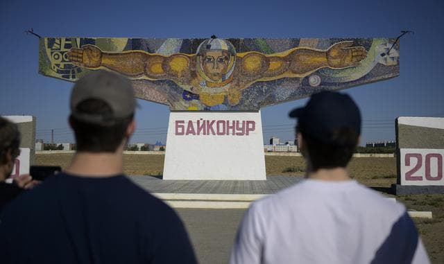 NASA image: Expedition 72 Preflight