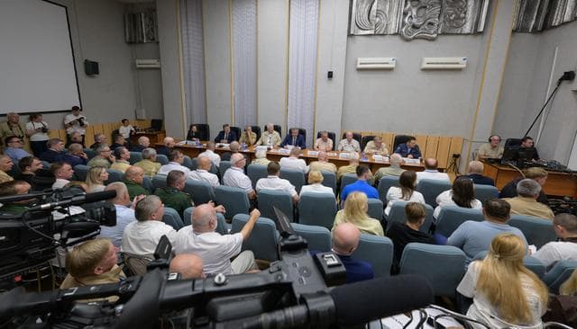 NASA image: Expedition 72 State Commission