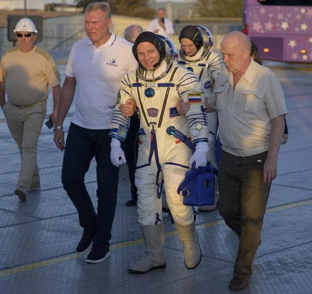 NASA image: Expedition 72 Preflight