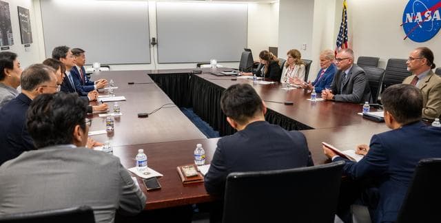 NASA image: Bilateral Meeting and Joint Statement signing with Korea AeroSpa
