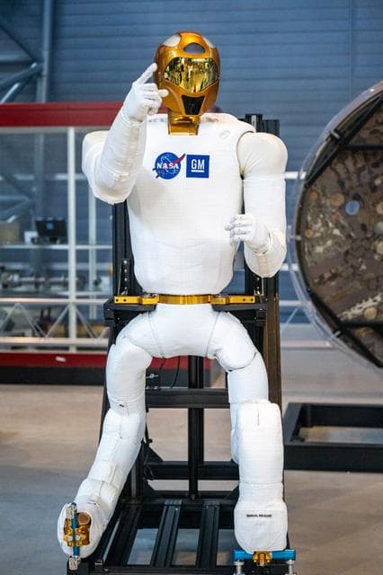 NASA image: Robonaut 2 on display at NASM