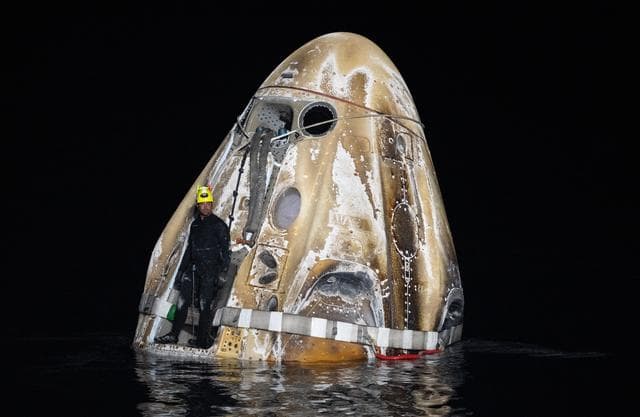 NASA image: NASA’s SpaceX Crew-8 Splashdown