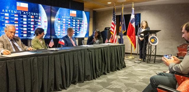 NASA image: Chile Artemis Accords Signing