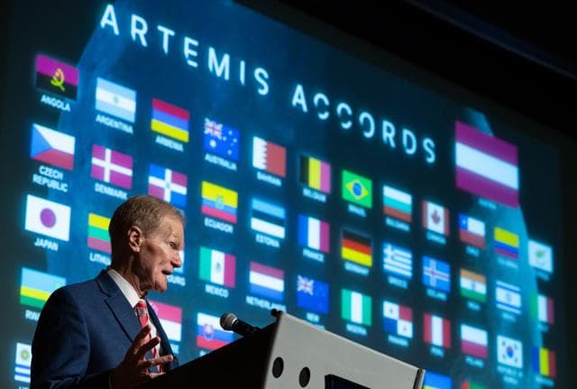 NASA image: Republic of Austria Artemis Accords Signing