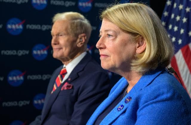 NASA image: NASA Administrator and Deputy Speak with ISS Crew