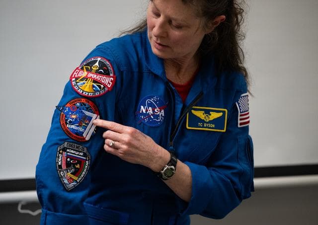 Expedition 71 Astronauts Visit Elsie Whitlow Stokes CFPCS