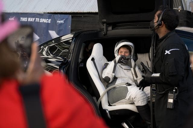 NASA image: NASA’s SpaceX Crew-10 Crew Walkout