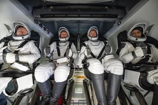 NASA image: NASA’s SpaceX Crew-9 Splashdown