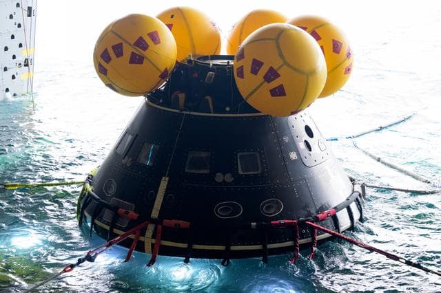 NASA image: NASA Artemis Underway Recovery Test 12