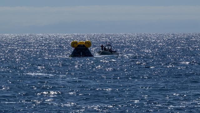 NASA image: NASA Artemis Underway Recovery Test 12