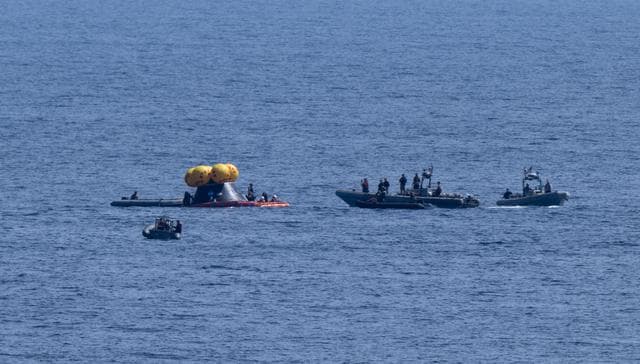 NASA image: NASA Artemis Undreway Recovery Test 12