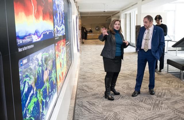 NASA image: John Rhys-Davies at NASA Headquarters