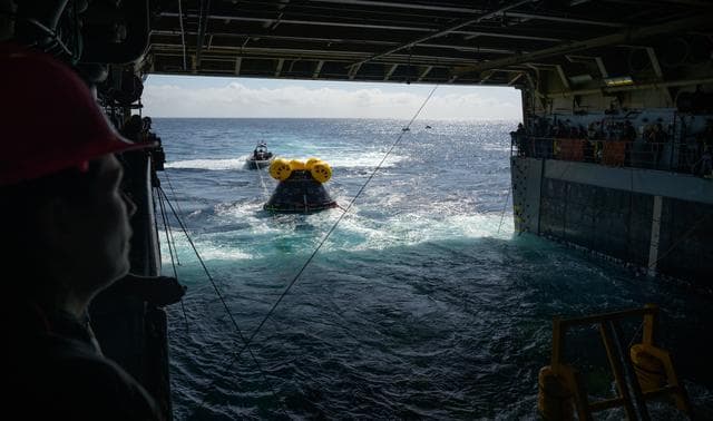 NASA image: NASA Artemis Underway Recovery Test 12