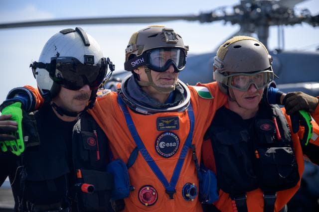 NASA image: NASA Artemis Underway Recovery Test 12