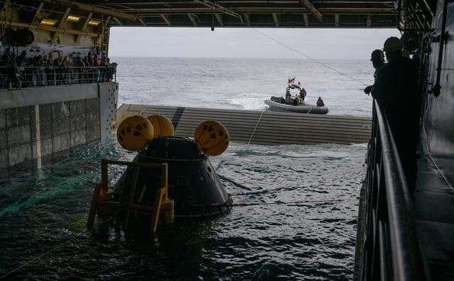 NASA image: NASA Artemis Underway Recovery Test 12