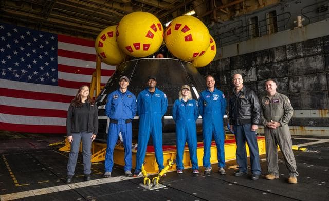 NASA image: NASA Artemis Underway Recovery Test 12