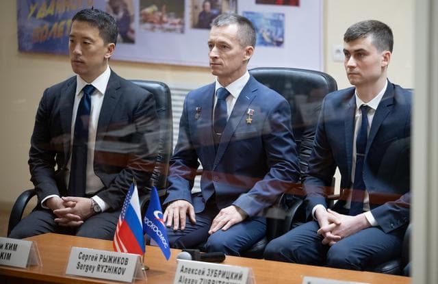 NASA image: Expedition 73 State Commission