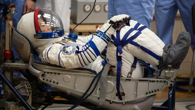 NASA image: Expedition 73 Preflight