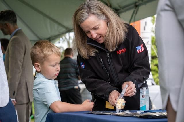 NASA image: NASA STEM Activities at the White House Easter Egg Roll