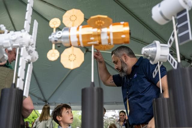 NASA image: NASA STEM Activities at the White House Easter Egg Roll