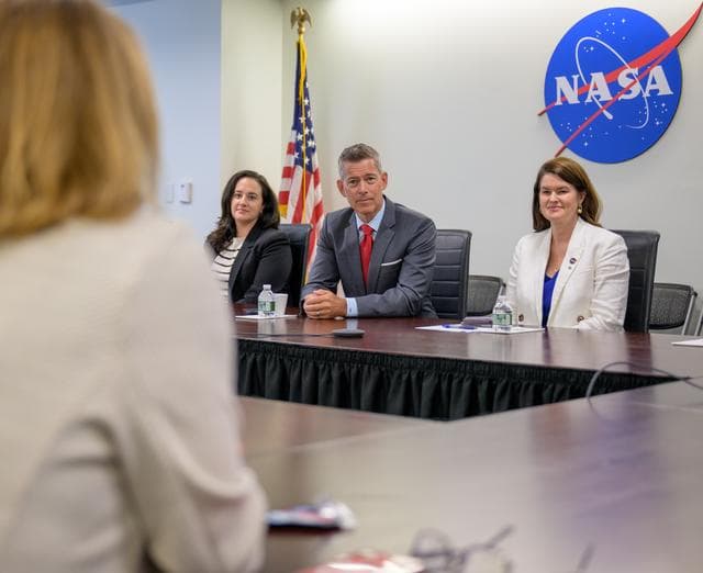 NASA image: Acting Administrator Sean Duffy Meets with Senior Leadership