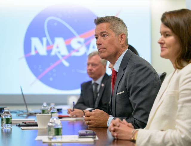 NASA image: Acting Administrator Sean Duffy Meets with Senior Leadership