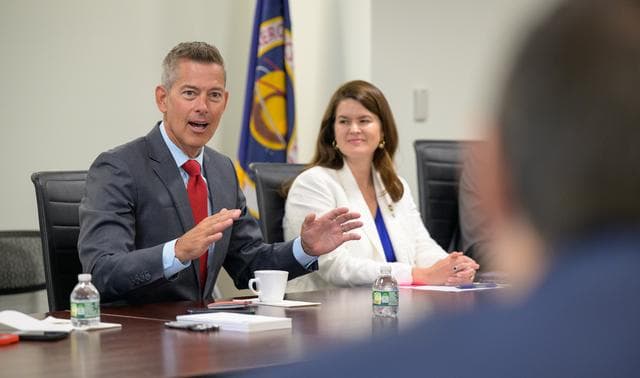 NASA image: Acting Administrator Sean Duffy Meets with Senior Leadership