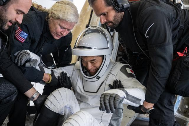 NASA image: NASA’s SpaceX Crew-10 Splashdown