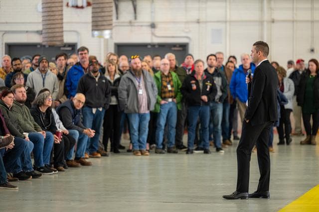 NASA image: Administrator Isaacman Visits Wallops
