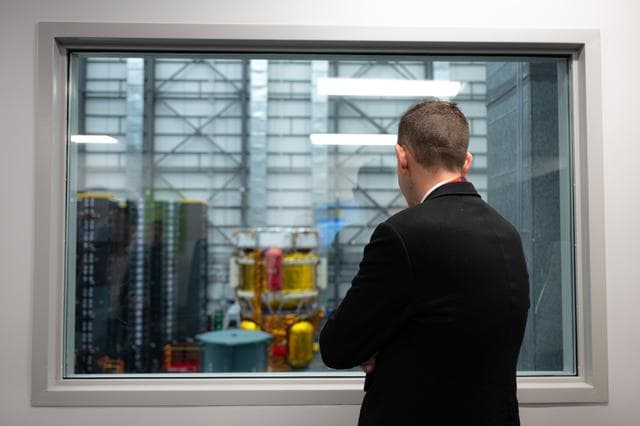 NASA image: Administrator Isaacman Meets with Blue Origin