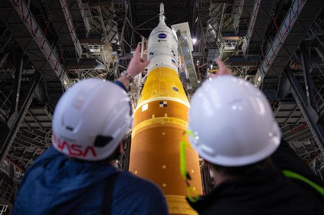 NASA image: Artemis II Inside VAB