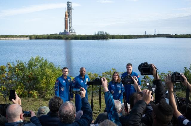 Artemis II Rollout