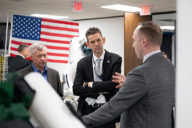 Administrator Isaacman Visits Axiom Space