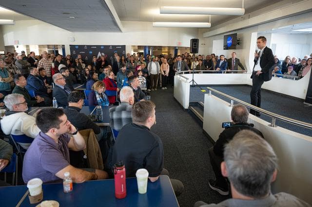 NASA image: Administrator Isaacman Visits Ames