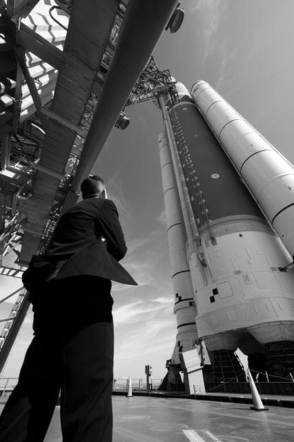 NASA image: Administrator Isaacman Visits Launch Complex 39B