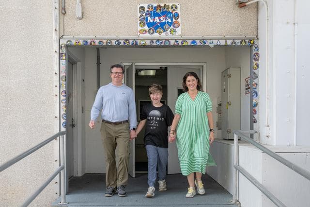 NASA image: Hilt Boling and Family Tour NASA's Kennedy Space Center