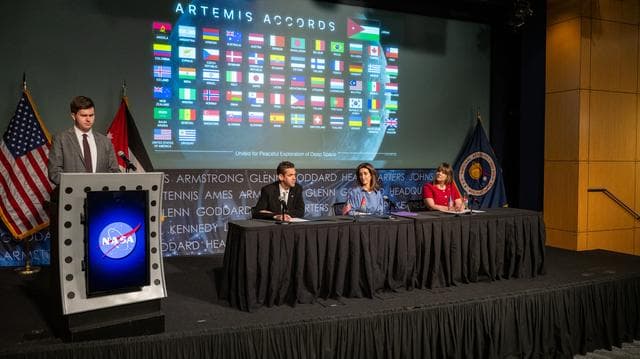 NASA image: Jordan Artemis Accords Signing